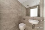 https://images.listonce.com.au/custom/160x/listings/88-south-wharf-drive-docklands-vic-3008/539/01974539_img_12.jpg?XBjZddNa9os