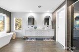 https://images.listonce.com.au/custom/160x/listings/88-windella-crescent-glen-waverley-vic-3150/319/01989319_img_09.jpg?vRyOUToQMx8
