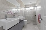 https://images.listonce.com.au/custom/160x/listings/88c-catherine-avenue-chelsea-vic-3196/176/01466176_img_07.jpg?xY9AX9Boofk