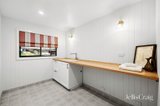 https://images.listonce.com.au/custom/160x/listings/89-bowden-street-castlemaine-vic-3450/442/01943442_img_13.jpg?VwizsZVme9I