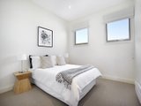 https://images.listonce.com.au/custom/160x/listings/89-john-liston-drive-newport-vic-3015/867/01202867_img_06.jpg?lkQQrlezbAw