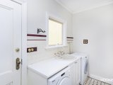 https://images.listonce.com.au/custom/160x/listings/89-john-street-williamstown-vic-3016/472/01203472_img_16.jpg?NDZpJqpe0oA