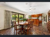 https://images.listonce.com.au/custom/160x/listings/893-waverley-road-glen-waverley-vic-3150/423/01924423_img_09.jpg?c0PJkSuHq-k