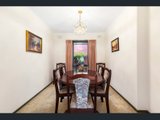 https://images.listonce.com.au/custom/160x/listings/893-waverley-road-glen-waverley-vic-3150/423/01924423_img_10.jpg?c0PJkSuHq-k