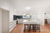 https://images.listonce.com.au/custom/160x/listings/894-warburton-highway-seville-east-vic-3139/357/01836357_img_05.jpg?T1Gn-MGS754