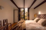https://images.listonce.com.au/custom/160x/listings/896-898-swanston-street-carlton-vic-3053/433/01950433_img_16.jpg?epRBwnMU5cw
