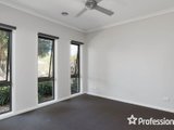 https://images.listonce.com.au/custom/160x/listings/89a-sellick-drive-croydon-vic-3136/965/01524965_img_02.jpg?N7MVThetHmU