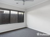 https://images.listonce.com.au/custom/160x/listings/89a-sellick-drive-croydon-vic-3136/965/01524965_img_03.jpg?kBpmN-F1br8