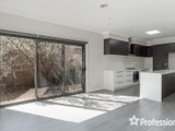 https://images.listonce.com.au/custom/160x/listings/89a-sellick-drive-croydon-vic-3136/965/01524965_img_09.jpg?ESeFHQ-Ikog