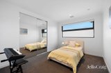 https://images.listonce.com.au/custom/160x/listings/89b-marlborough-street-bentleigh-east-vic-3165/874/01979874_img_13.jpg?J3-FDFEDnMA