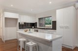 https://images.listonce.com.au/custom/160x/listings/8a-barclay-avenue-croydon-vic-3136/553/00570553_img_04.jpg?sopMOkyXYRo