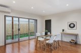 https://images.listonce.com.au/custom/160x/listings/8a-barclay-avenue-croydon-vic-3136/553/00570553_img_06.jpg?3Y4Bhy6vyTA