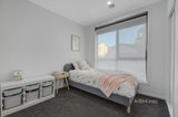 https://images.listonce.com.au/custom/160x/listings/8a-coolabah-street-mooroolbark-vic-3138/611/01189611_img_09.jpg?0F66DVMRlMo