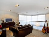 https://images.listonce.com.au/custom/160x/listings/8a-fernery-grove-newtown-vic-3220/350/01699350_img_12.jpg?XyB5Av_97HQ