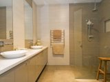 https://images.listonce.com.au/custom/160x/listings/8a-fernery-grove-newtown-vic-3220/350/01699350_img_15.jpg?oR1nabmLRk0