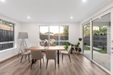 https://images.listonce.com.au/custom/160x/listings/8a-hartley-road-croydon-vic-3136/054/01622054_img_06.jpg?LC5cVUV0MHE