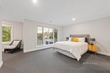 https://images.listonce.com.au/custom/160x/listings/8a-hartley-road-croydon-vic-3136/054/01622054_img_08.jpg?NheWlRk6lYk