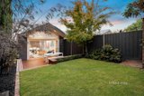 https://images.listonce.com.au/custom/160x/listings/8a-norfolk-street-moonee-ponds-vic-3039/171/01352171_img_15.jpg?tmBKkJfmIn0