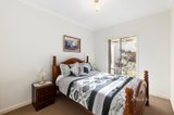 https://images.listonce.com.au/custom/160x/listings/8a-pembroke-road-mooroolbark-vic-3138/476/01487476_img_05.jpg?Q07Rc6rkgE0