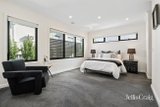 https://images.listonce.com.au/custom/160x/listings/8a-richard-street-doncaster-east-vic-3109/768/01914768_img_05.jpg?I1F9rq6S8AU