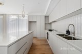 https://images.listonce.com.au/custom/160x/listings/8a-russell-st-prahran-vic-3181/025/01623025_img_02.jpg?HoJsr_8n364