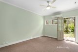 https://images.listonce.com.au/custom/160x/listings/8a-sutton-st-st-andrews-vic-3761/184/01734184_img_06.jpg?TlxtsVRG5qw