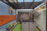 https://images.listonce.com.au/custom/160x/listings/8a-york-street-bentleigh-east-vic-3165/107/00924107_img_11.jpg?UwZL-P1xsW8