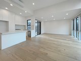 https://images.listonce.com.au/custom/160x/listings/8b-edinburgh-street-bentleigh-east-vic-3165/753/01717753_img_07.jpg?iBzDKFweo1A
