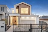 https://images.listonce.com.au/custom/160x/listings/8b-meadow-crescent-mount-waverley-vic-3149/605/01823605_img_01.jpg?uuhv2CxmenQ