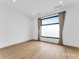 https://images.listonce.com.au/custom/160x/listings/8b-moylan-road-glen-waverley-vic-3150/997/01972997_img_01.jpg?OBGFZ7AHVvc