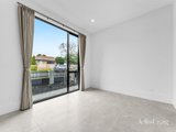 https://images.listonce.com.au/custom/160x/listings/8b-moylan-road-glen-waverley-vic-3150/997/01972997_img_07.jpg?wWY1Dwp_FvI