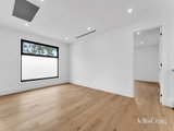 https://images.listonce.com.au/custom/160x/listings/8b-moylan-road-glen-waverley-vic-3150/997/01972997_img_12.jpg?h702eJG8l-s