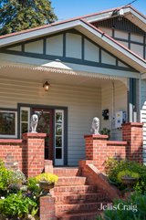 https://images.listonce.com.au/custom/160x/listings/9-11-grantully-street-mount-evelyn-vic-3796/490/01988490_img_02.jpg?lvm6XSTFueY