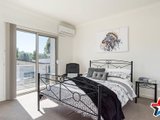 https://images.listonce.com.au/custom/160x/listings/9-adriana-close-mooroolbark-vic-3138/517/01529517_img_07.jpg?ramajhp1JsQ