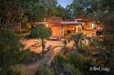 https://images.listonce.com.au/custom/160x/listings/9-albert-road-north-warrandyte-vic-3113/909/01899909_img_01.jpg?bS-cW1aR2XY