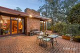 https://images.listonce.com.au/custom/160x/listings/9-albert-road-north-warrandyte-vic-3113/909/01899909_img_15.jpg?8w0tHN2ISgM