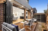 https://images.listonce.com.au/custom/160x/listings/9-allara-court-donvale-vic-3111/116/01947116_img_09.jpg?pgGYYx0Lf30