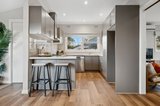 https://images.listonce.com.au/custom/160x/listings/9-alwyn-street-croydon-vic-3136/141/01871141_img_03.jpg?UFYbZjQxm_M