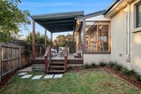 https://images.listonce.com.au/custom/160x/listings/9-alwyn-street-croydon-vic-3136/141/01871141_img_10.jpg?y51tG3N0jyc