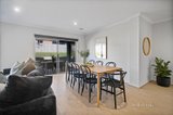 https://images.listonce.com.au/custom/160x/listings/9-arkansaw-court-brown-hill-vic-3350/302/01558302_img_08.jpg?QmKXhGtD74I