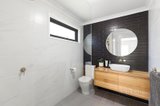 https://images.listonce.com.au/custom/160x/listings/9-arthur-court-woodend-vic-3442/459/01642459_img_12.jpg?5OcTfWxAxjw