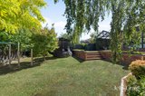https://images.listonce.com.au/custom/160x/listings/9-arthur-court-woodend-vic-3442/935/01818935_img_13.jpg?bGCsM62oB4Y