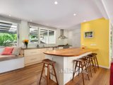 https://images.listonce.com.au/custom/160x/listings/9-aton-street-north-warrandyte-vic-3113/336/00982336_img_04.jpg?QZ3exSni3bU