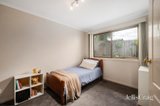 https://images.listonce.com.au/custom/160x/listings/9-avalon-street-mooroolbark-vic-3138/820/01766820_img_07.jpg?-6cD4xfhW4o