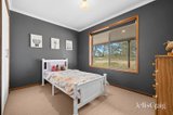 https://images.listonce.com.au/custom/160x/listings/9-barkla-road-newstead-vic-3462/730/01904730_img_09.jpg?q7Um7zJIeUk