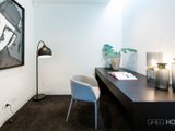 https://images.listonce.com.au/custom/160x/listings/9-barrett-street-albert-park-vic-3206/161/01087161_img_12.jpg?Aa5LkyQNN30