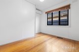 https://images.listonce.com.au/custom/160x/listings/9-barry-road-burwood-east-vic-3151/516/01948516_img_07.jpg?BndkNUlo1jQ