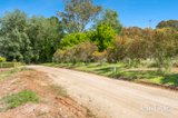 https://images.listonce.com.au/custom/160x/listings/9-basin-road-daylesford-vic-3460/171/01841171_img_06.jpg?er3WefAsYnc