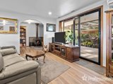 https://images.listonce.com.au/custom/160x/listings/9-batterbee-drive-mooroolbark-vic-3138/957/01525957_img_03.jpg?a1MU5r88HfY