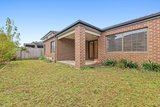 https://images.listonce.com.au/custom/160x/listings/9-bausch-street-berwick-vic-3806/986/01933986_img_09.jpg?21FiCzcei8o